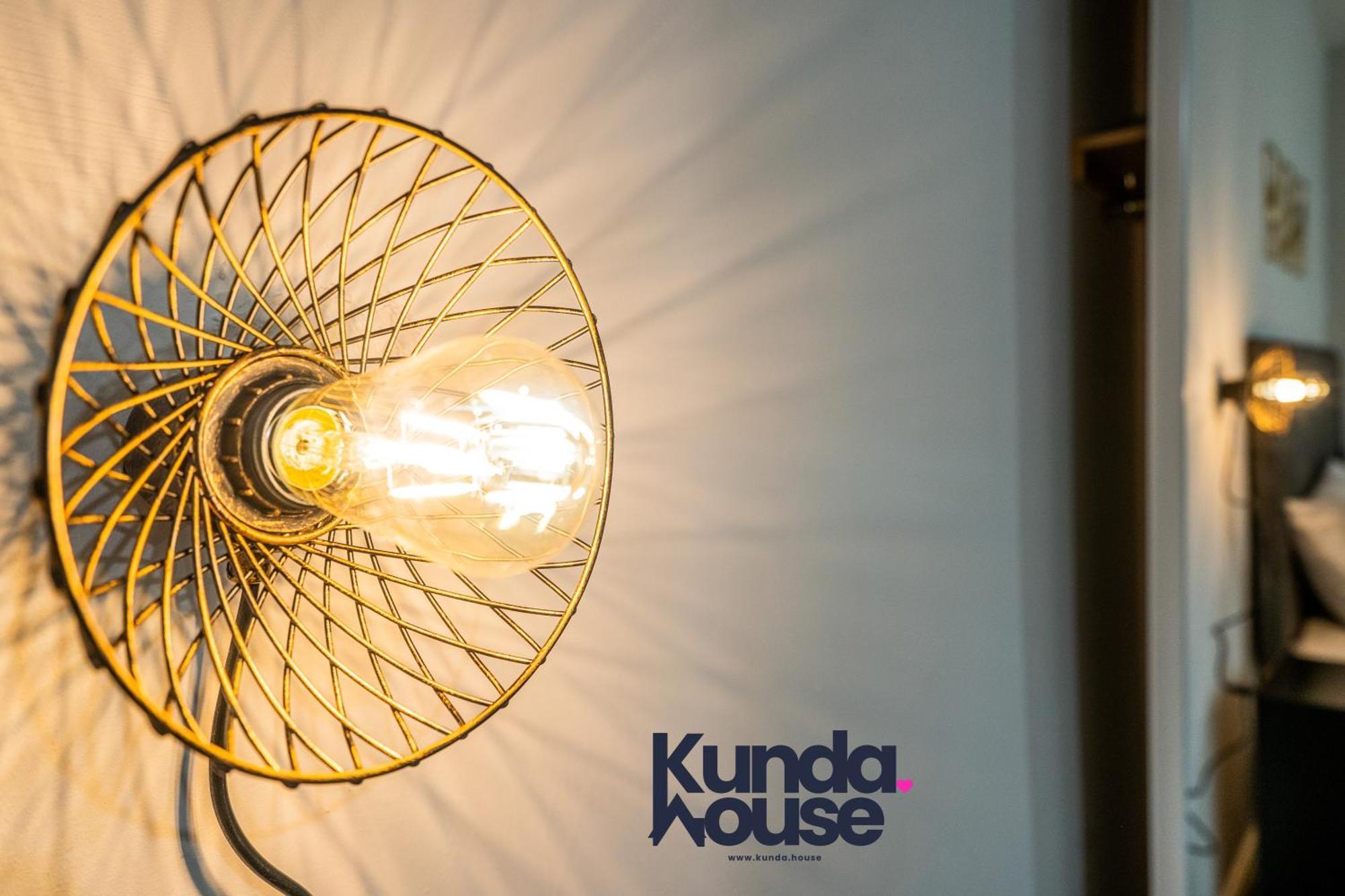 バーミンガムKunda House In Tyseleyアパートメント エクステリア 写真